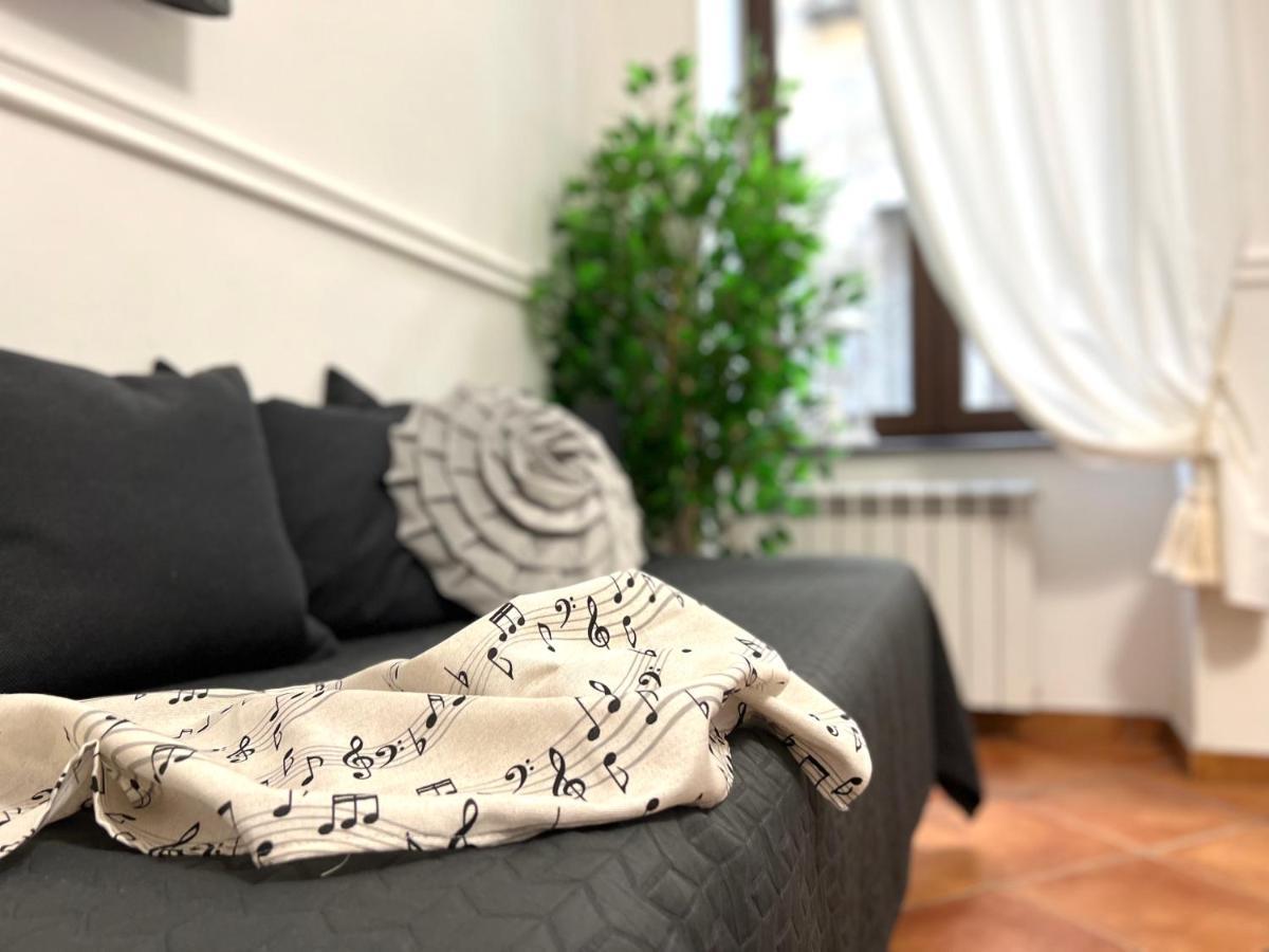 Bed & Breakfast Miluar - Centro Storico - Lungo La Via Della Musica