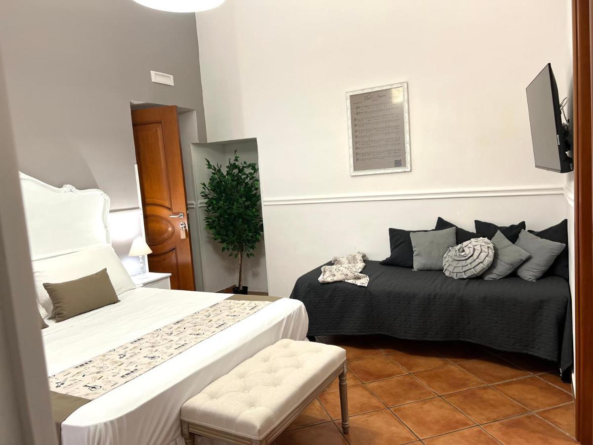 Bed & Breakfast Miluar - Centro Storico - Lungo La Via Della Musica